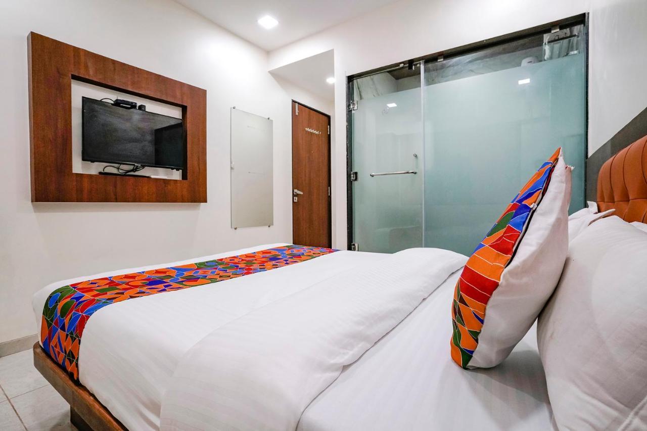 Fabexpress Varsha Residency Hotel Bombay